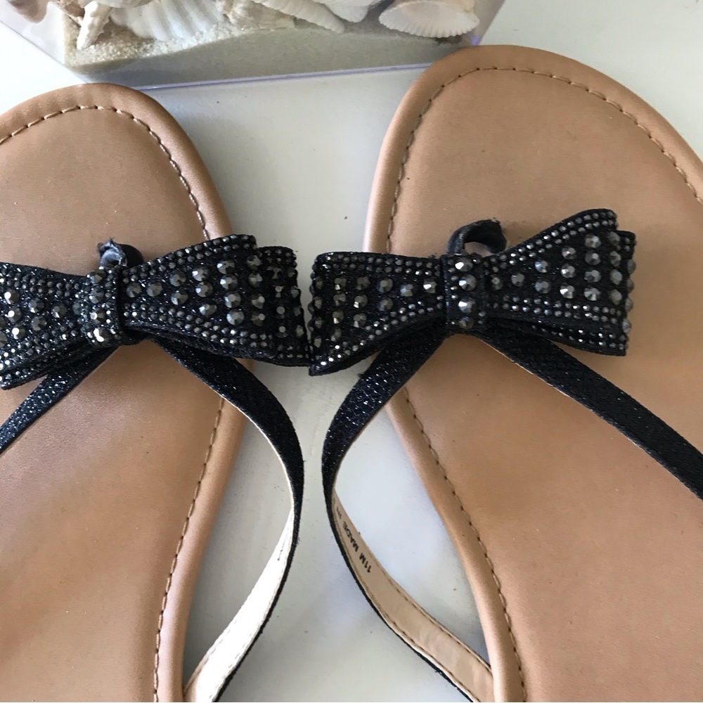 INC flat embellished bow sandals. Beautiful sparkly in black